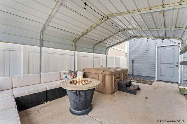 5236 SHADOW ROCK DRIVE, Cheyenne, WY 82009