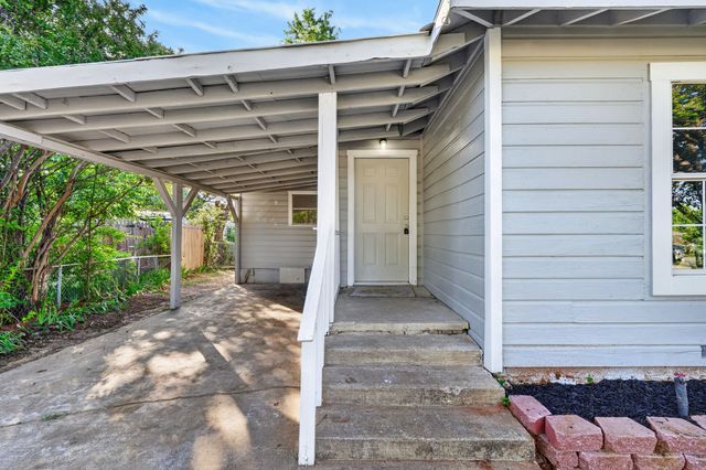 2006 20th Street, Mineral Wells, TX 76067