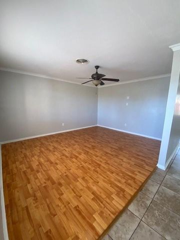 514 Green Avenue, Palacios, TX 77465