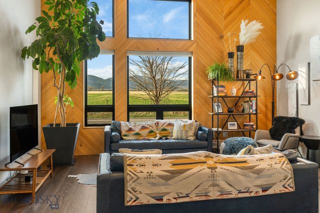 6541 Blackwood Road, Bozeman, MT 59718