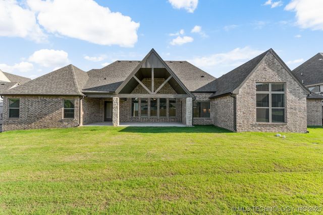 1506 Cedarwood Drive, Claremore, OK 74017