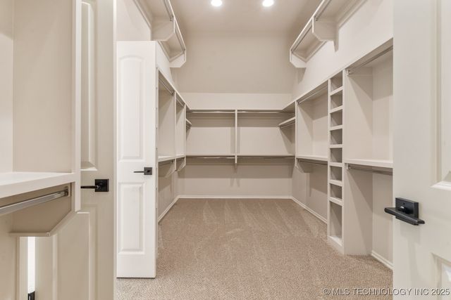 1506 Cedarwood Drive, Claremore, OK 74017