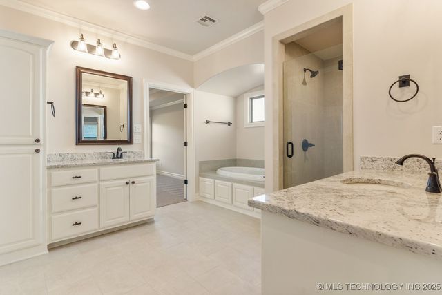 1506 Cedarwood Drive, Claremore, OK 74017