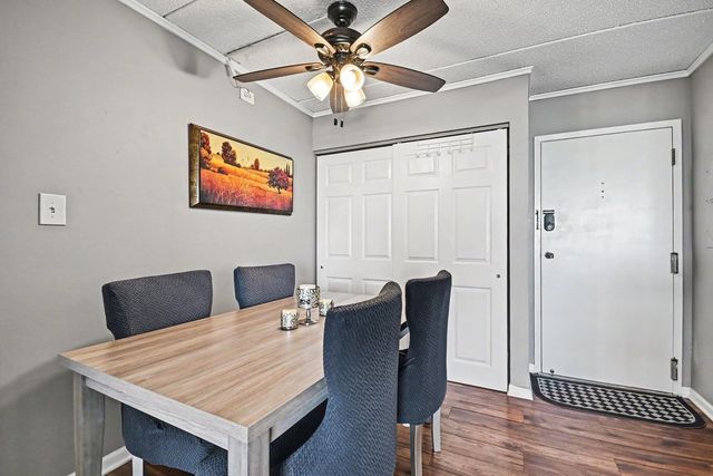 2015 S Finley Road 1107, Lombard, IL 60148