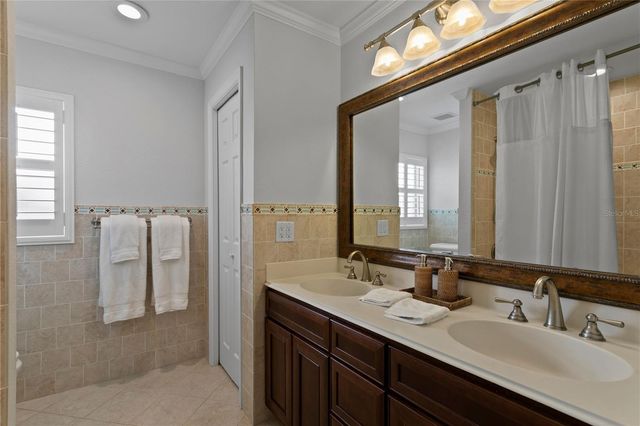 4815 W SAN RAFAEL STREET, Tampa, FL 33629