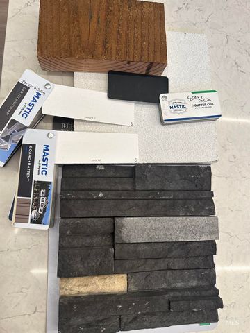 1138 Crestview Dr, Twin Falls, ID 83301