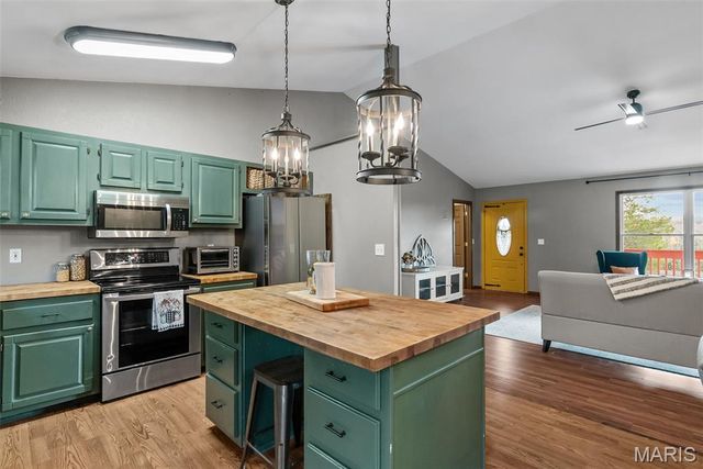 793 Village Green Drive, Marthasville, MO 63357