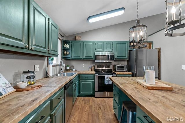 793 Village Green Drive, Marthasville, MO 63357