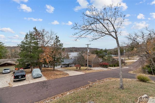 793 Village Green Drive, Marthasville, MO 63357