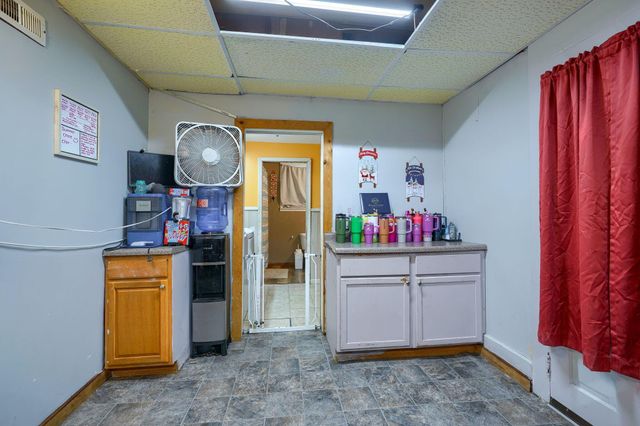 206 W Water Street, New Lexington, OH 43764