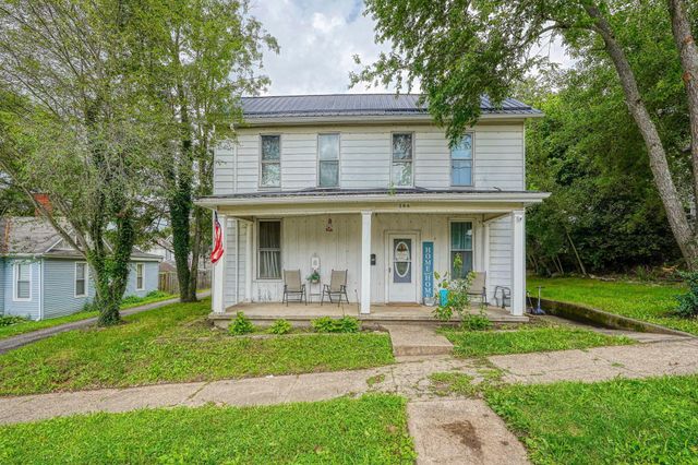 206 W Water Street, New Lexington, OH 43764