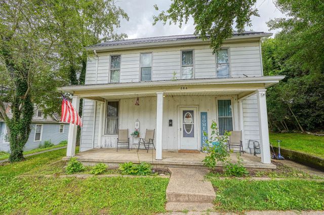 206 W Water Street, New Lexington, OH 43764