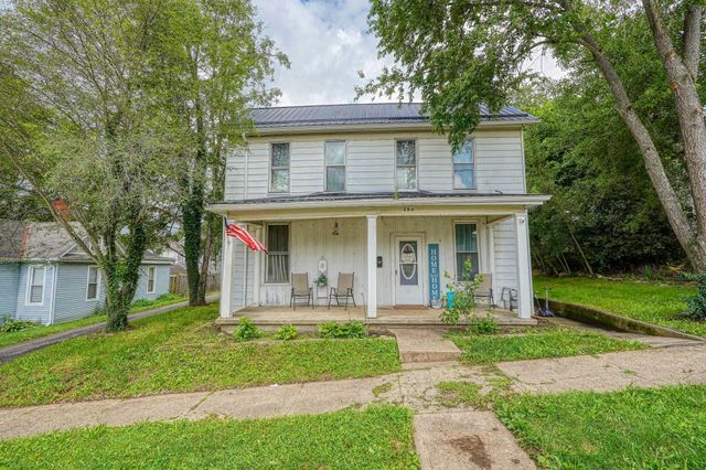 206 W Water Street, New Lexington, OH 43764
