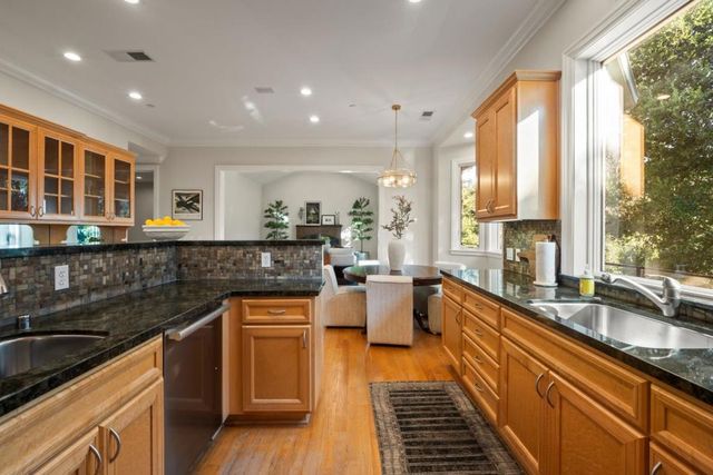 310 Old Spanish Trail, Portola Valley, CA 94028