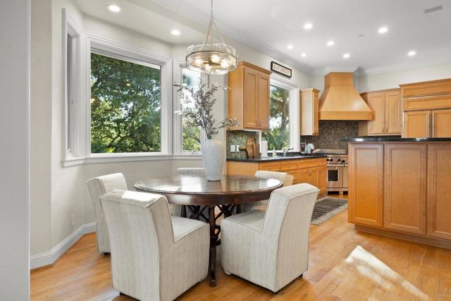 310 Old Spanish Trail, Portola Valley, CA 94028