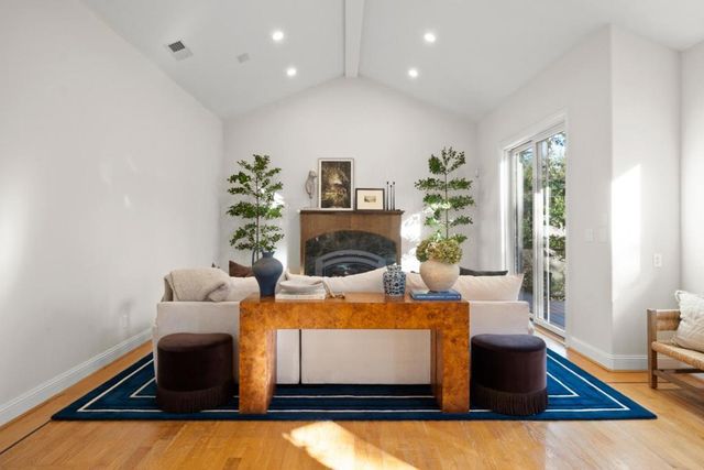 310 Old Spanish Trail, Portola Valley, CA 94028
