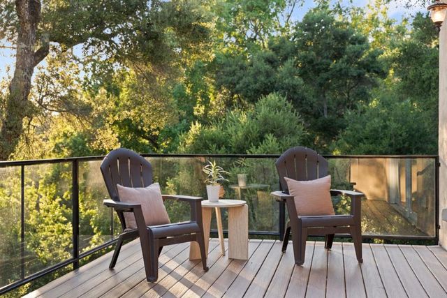 310 Old Spanish Trail, Portola Valley, CA 94028