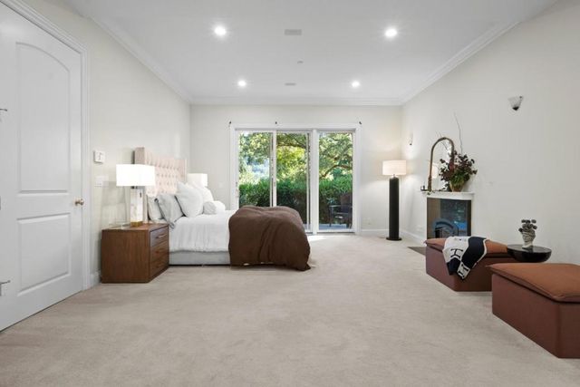 310 Old Spanish Trail, Portola Valley, CA 94028