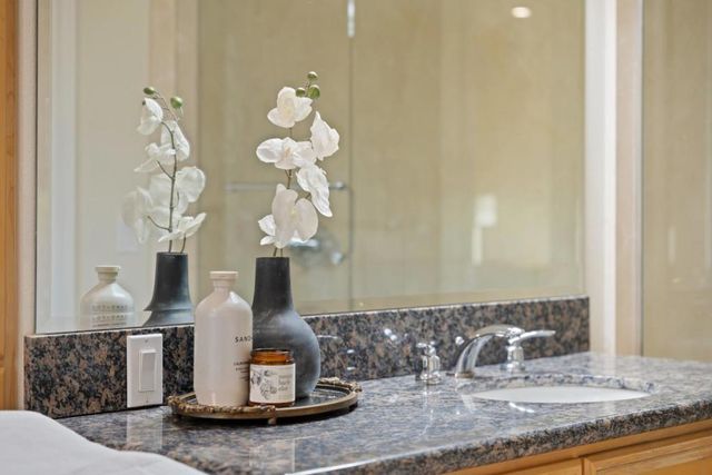 310 Old Spanish Trail, Portola Valley, CA 94028
