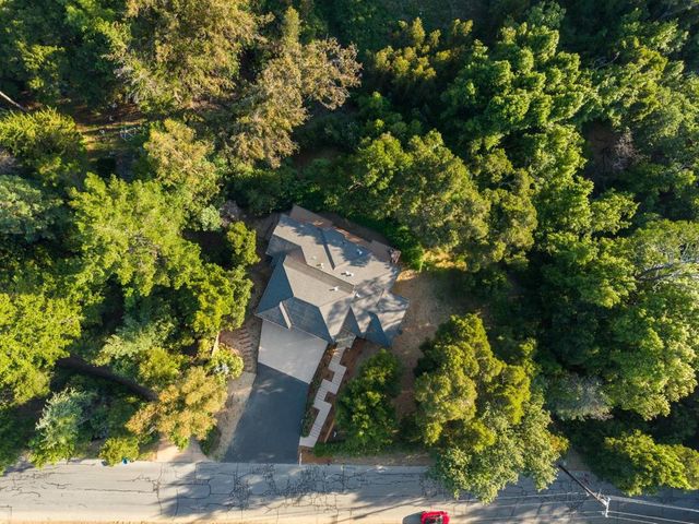 310 Old Spanish Trail, Portola Valley, CA 94028