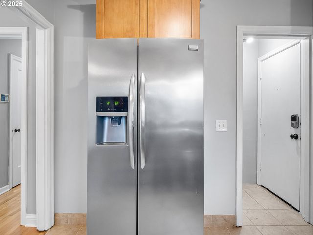 2016 Ne DEKUM St, Portland, OR 97211