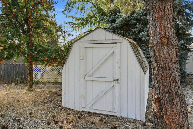 14711 N Rebel Ln, Mead, WA 99021