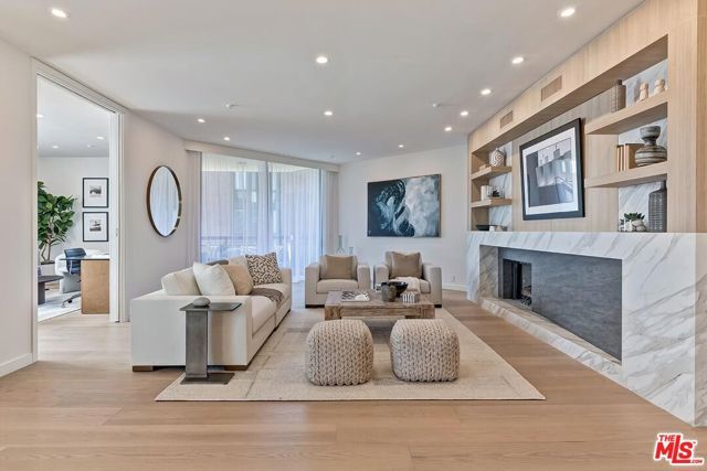 300 N Swall Drive 308, Beverly Hills, CA 90211