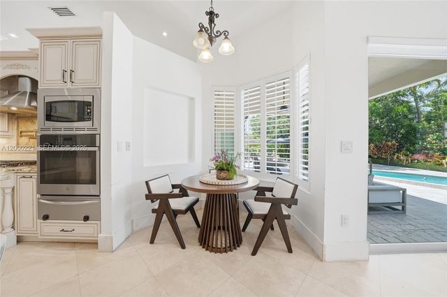 9901 SW 145th St, Miami, FL 33176