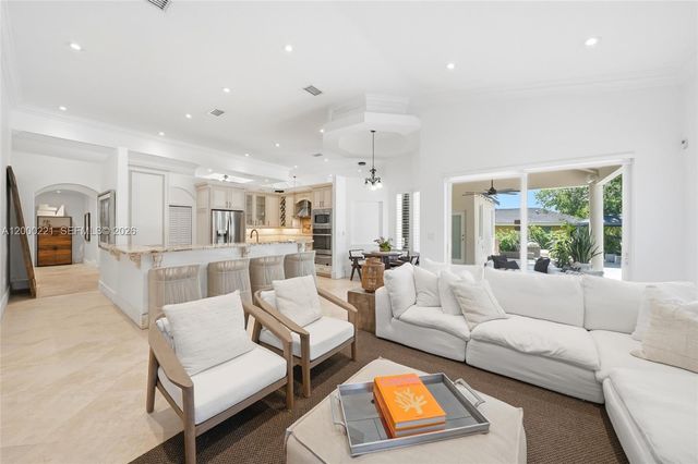 9901 SW 145th St, Miami, FL 33176