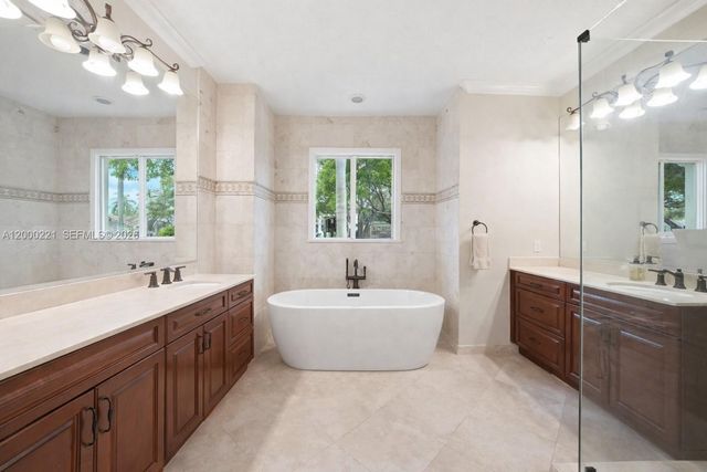 9901 SW 145th St, Miami, FL 33176