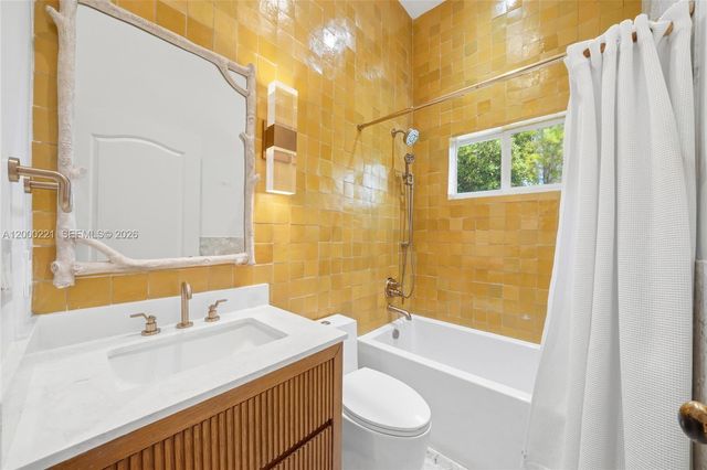 9901 SW 145th St, Miami, FL 33176