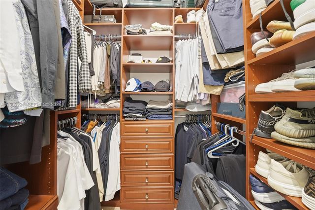 9901 SW 145th St, Miami, FL 33176