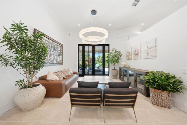 9901 SW 145th St, Miami, FL 33176