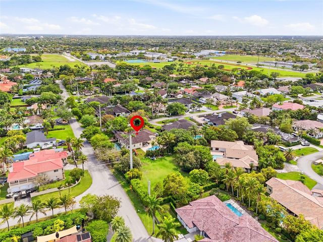 9901 SW 145th St, Miami, FL 33176