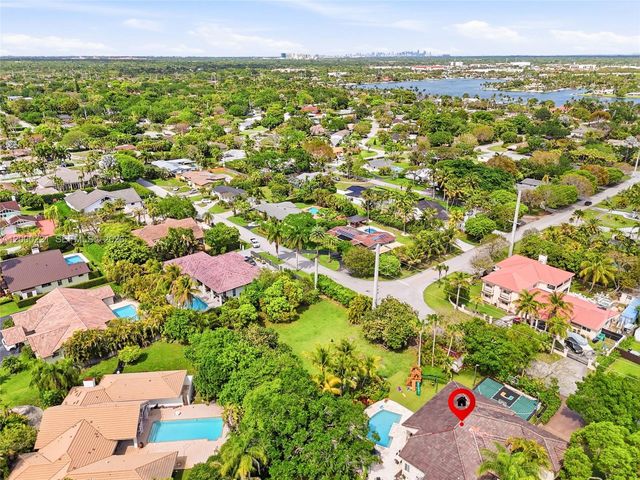 9901 SW 145th St, Miami, FL 33176