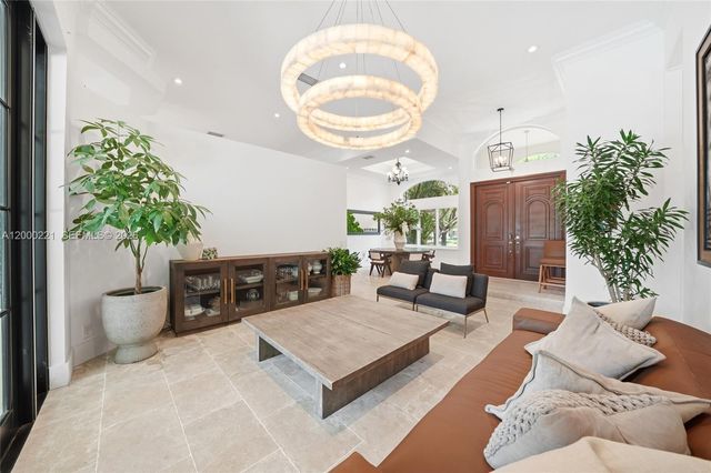 9901 SW 145th St, Miami, FL 33176