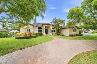 9901 SW 145th St, Miami, FL 33176