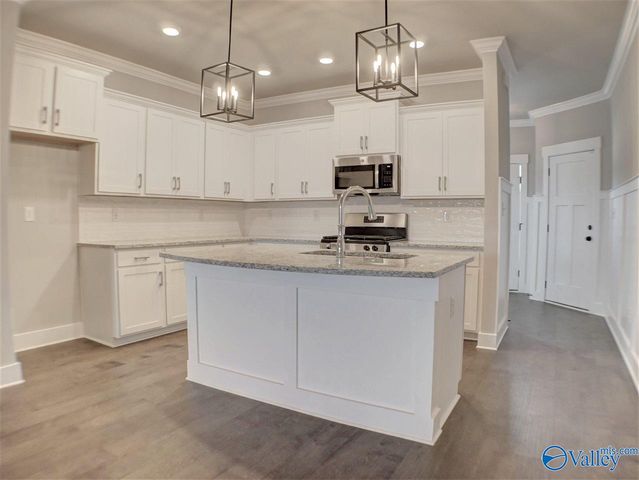 439 SW Ripple Lake Drive, Huntsville, AL 35824