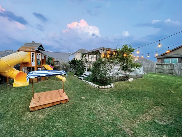 9422 Alpine Cove Drive, Richmond, TX 77406