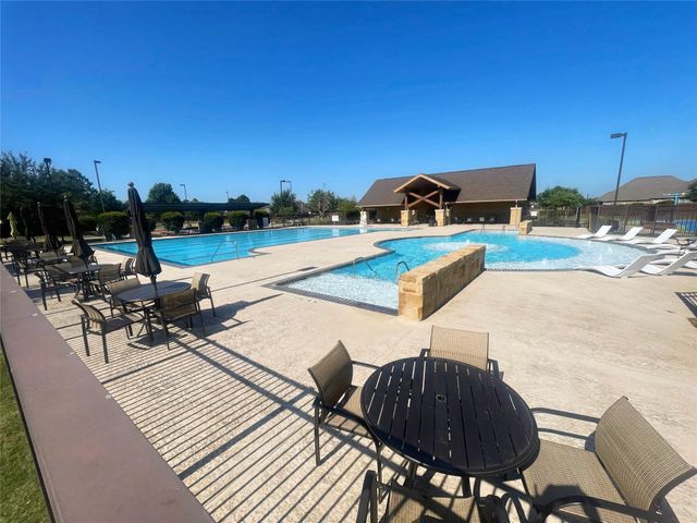 9422 Alpine Cove Drive, Richmond, TX 77406