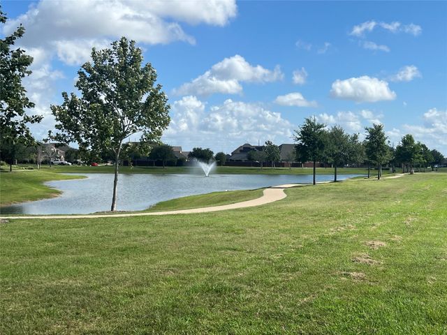 9422 Alpine Cove Drive, Richmond, TX 77406