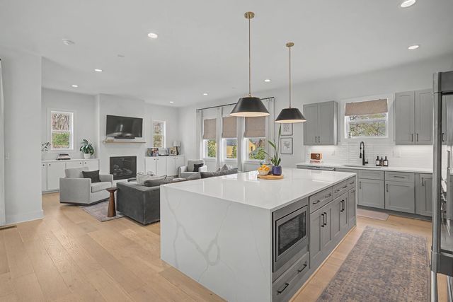 4203 Murray Pl, Nashville, TN 37216