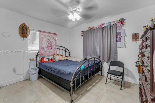 329 NW 13th St, Homestead, FL 33030