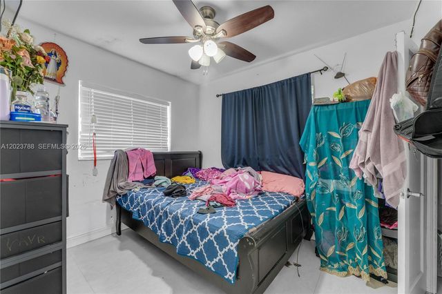 329 NW 13th St, Homestead, FL 33030