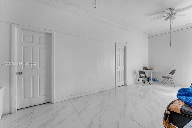 329 NW 13th St, Homestead, FL 33030