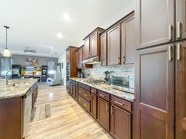 8820 SW 104TH CIRCLE, Ocala, FL 34481