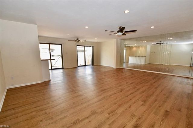 2407 Whaler CT, Virginia Beach, VA 23451