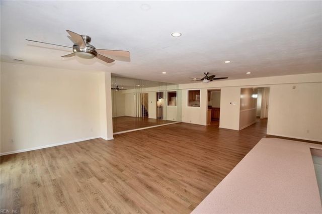 2407 Whaler CT, Virginia Beach, VA 23451