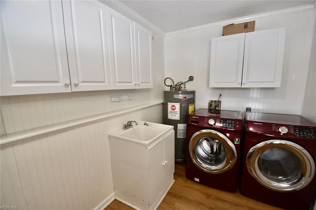 2407 Whaler CT, Virginia Beach, VA 23451