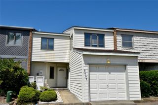 2407 Whaler CT, Virginia Beach, VA 23451
